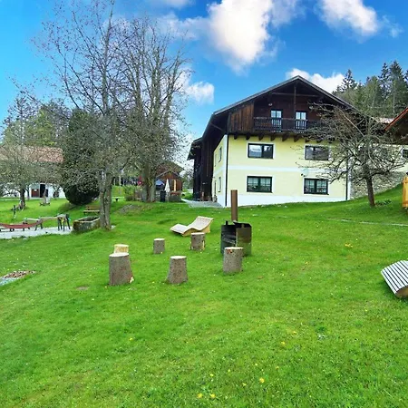 Feriengut Zum Fuerst'n Country house *
